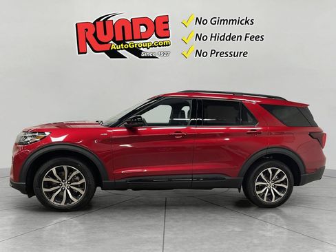 New 2026 Ford Explorer ST-Line AWD/4WD image 2