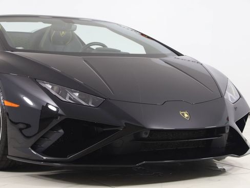 Used 2023 Lamborghini Huracan EVO image 69