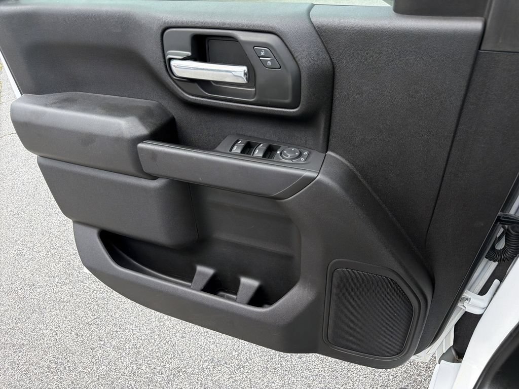 Used 2024 Chevrolet Silverado 2500 Custom w/ Custom Convenience Package AWD/4WD image 27