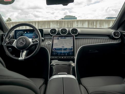 Certified 2024 Mercedes-Benz C 300 4MATIC Sedan image 18