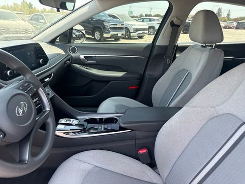 Used 2021 Hyundai Sonata SE FWD image 17