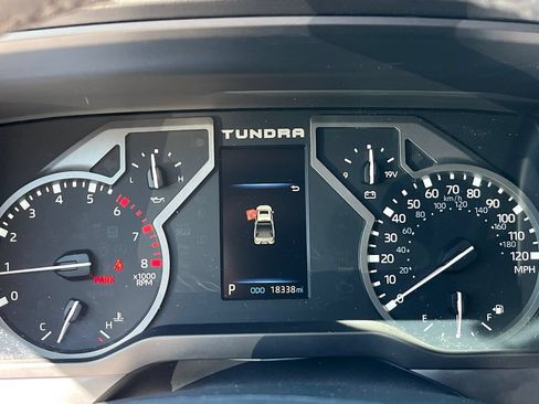 Used 2023 Toyota Tundra Limited w/ TRD Off-Road Package AWD/4WD image 15