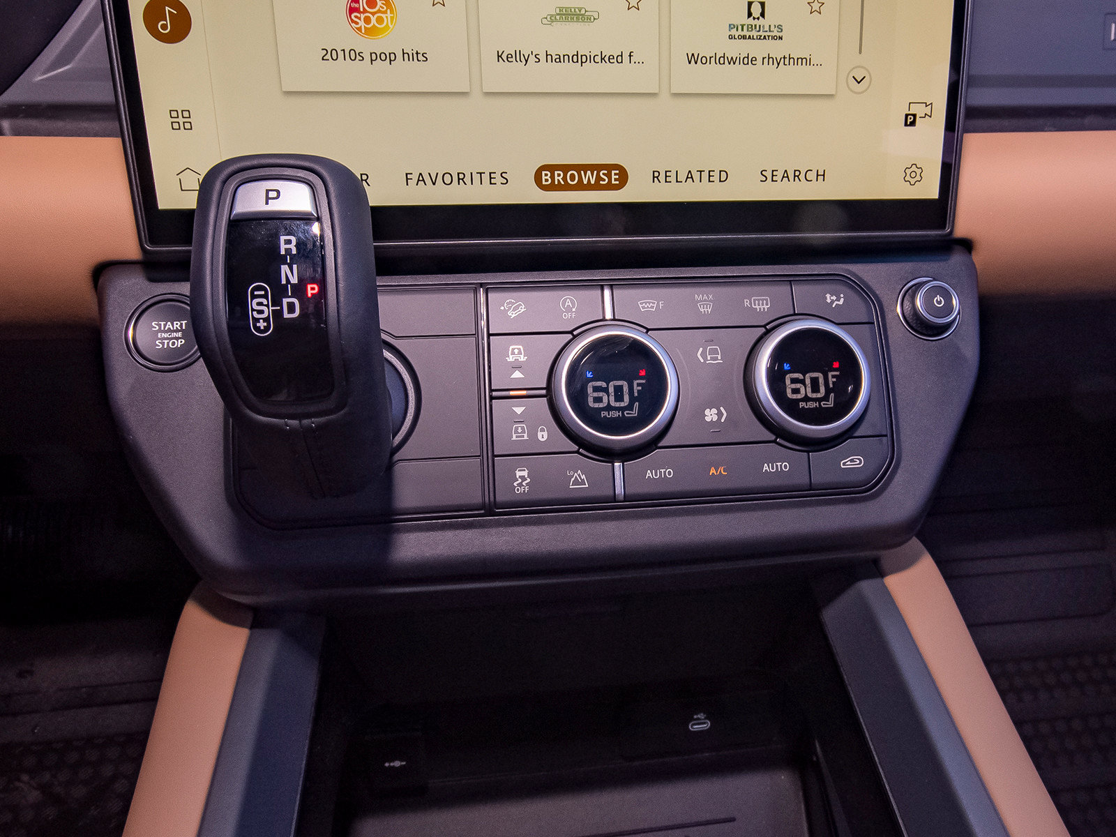 New 2026 Land Rover Defender 110 X-Dynamic SE AWD/4WD image 30