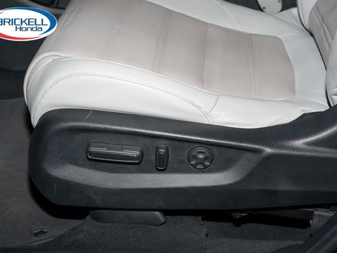 Certified 2022 Honda CR-V Touring image 31