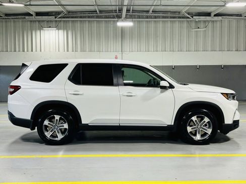 New 2025 Honda Pilot EX-L image 19