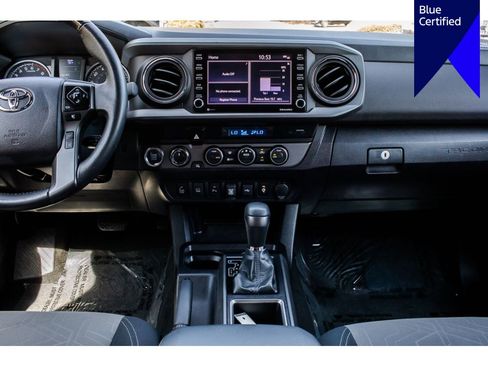 Used 2021 Toyota Tacoma TRD Off-Road w/ Technology Package AWD/4WD image 15