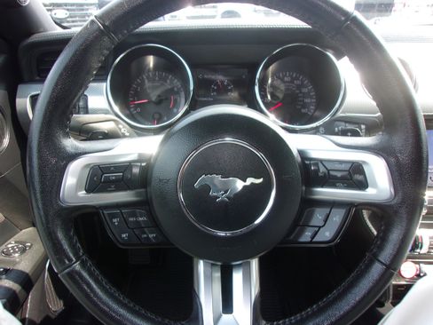 Used 2017 Ford Mustang GT Premium w/ Equipment Group 401A image 20