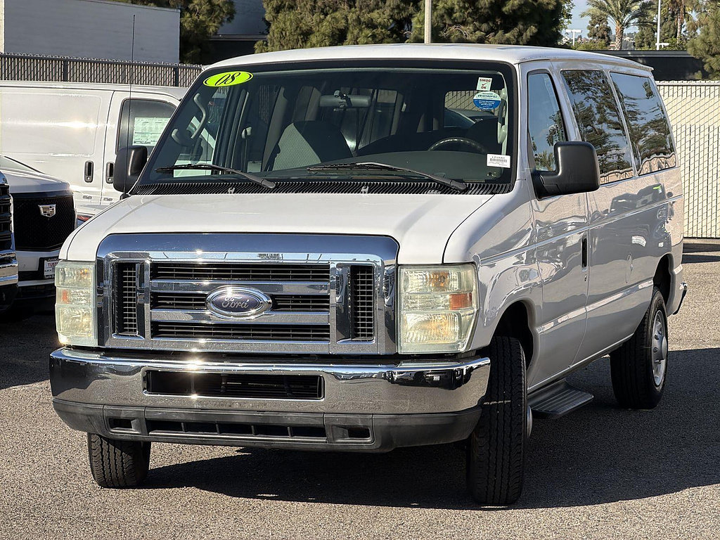 Used 2008 Ford E-350 and Econoline 350 XLT RWD image 3