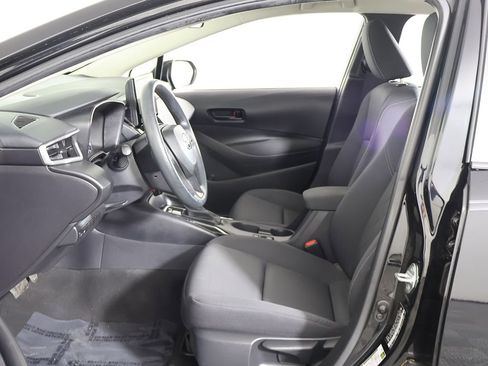 Used 2023 Toyota Corolla LE FWD image 21