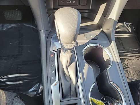 Used 2024 Chevrolet Equinox LT AWD/4WD image 16