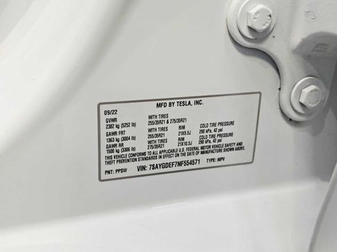 Used 2022 Tesla Model Y Performance AWD/4WD image 30