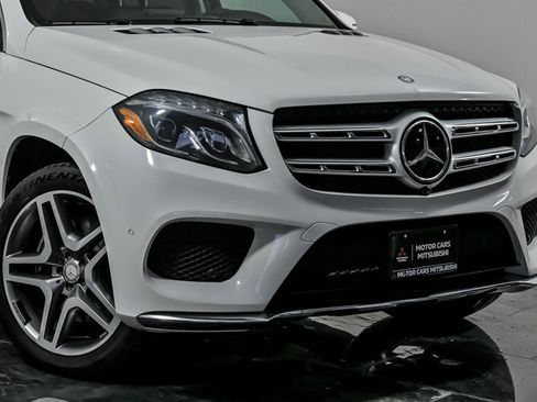 Used 2017 Mercedes-Benz GLS 550 4MATIC image 2