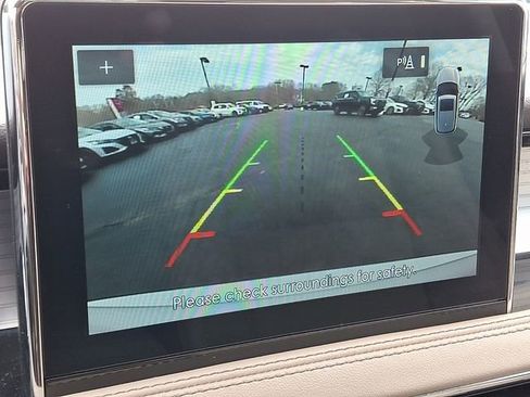 Used 2021 Lincoln Corsair AWD w/ Premium Package image 19