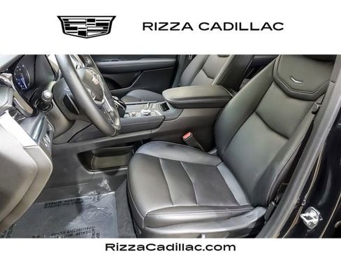 Certified 2022 Cadillac XT5 Luxury image 9