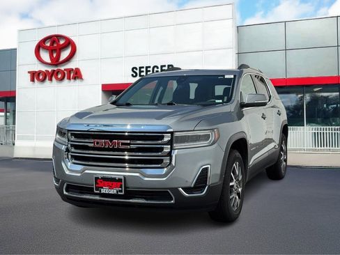 Used 2023 GMC Acadia SLE w/ Driver Convenience Package image 6