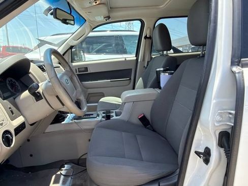 Used 2010 Ford Escape XLT FWD image 7