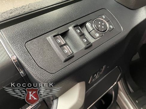 Used 2018 Ford F150 Lariat w/ Equipment Group 502A Luxury image 20