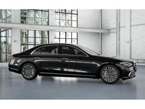 New 2026 Mercedes-Benz S 580e 4MATIC Sedan image 13