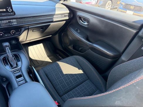 Used 2024 Honda HR-V Sport image 16
