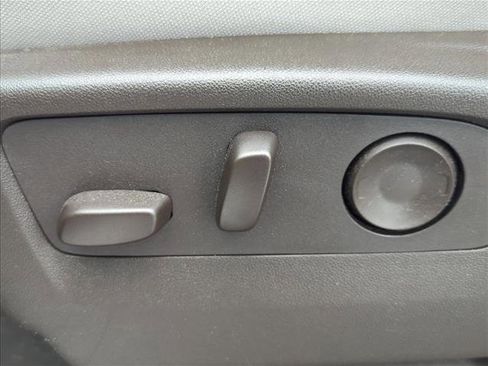 Used 2025 Chevrolet Suburban LS AWD/4WD image 9