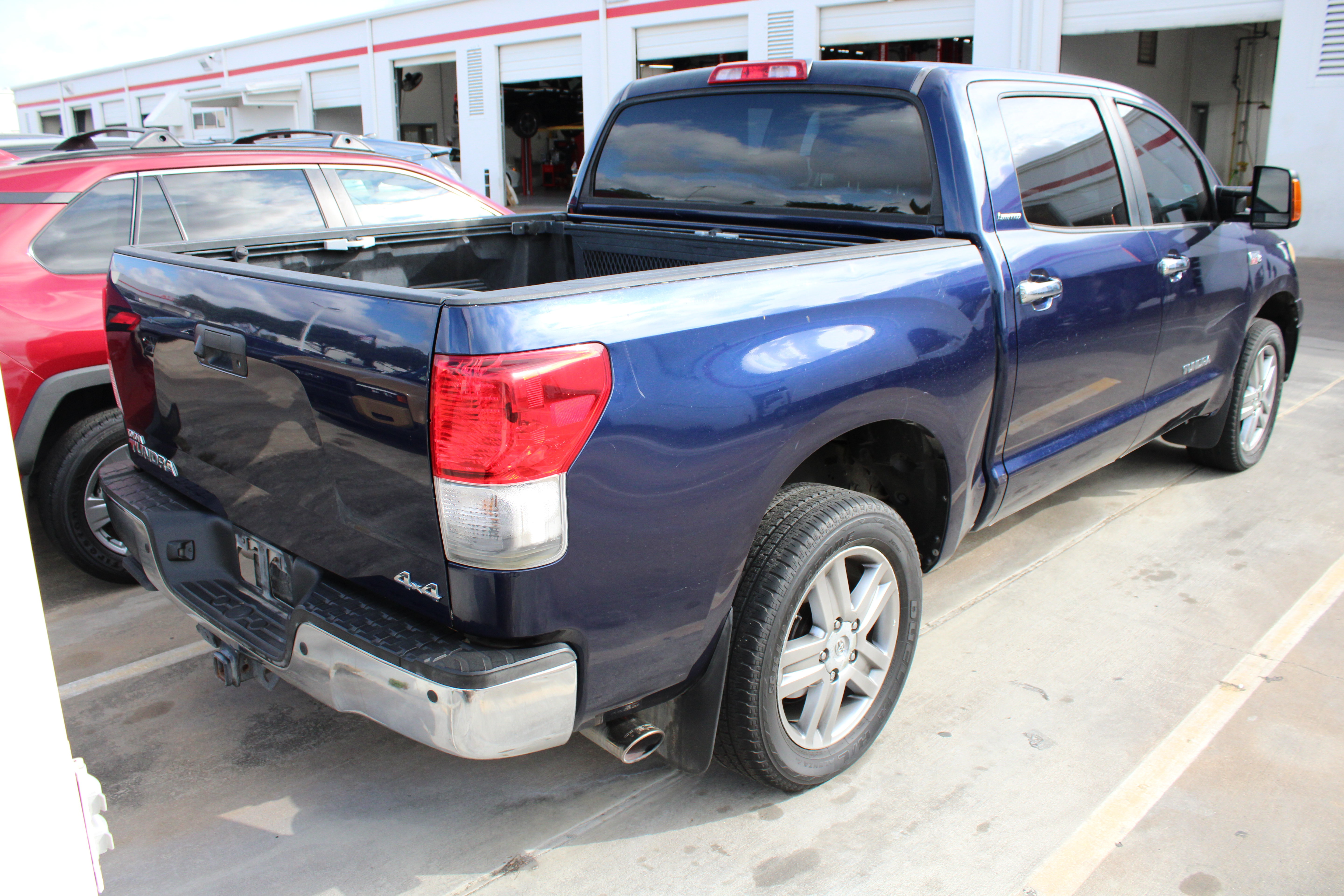 Used 2012 Toyota Tundra Limited AWD/4WD image 10