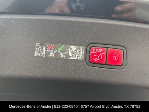 Certified 2025 Mercedes-Benz GLC 300 4MATIC image 24