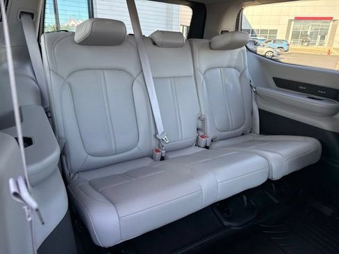 Used 2022 Jeep Wagoneer Series III w/ Premium Group I AWD/4WD image 21