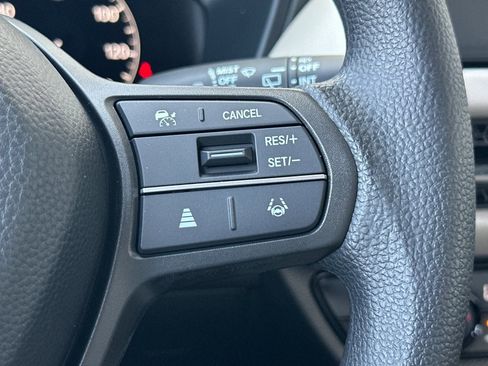 New 2026 Honda HR-V LX image 29