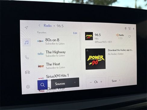 Used 2023 Lexus ES 250 w/ Premium Package image 16