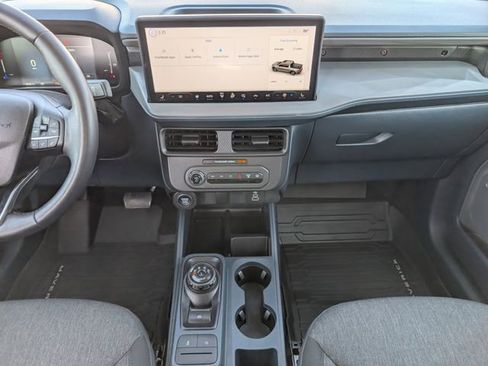 Used 2025 Ford Maverick XLT w/ XLT Luxury Package AWD/4WD image 7