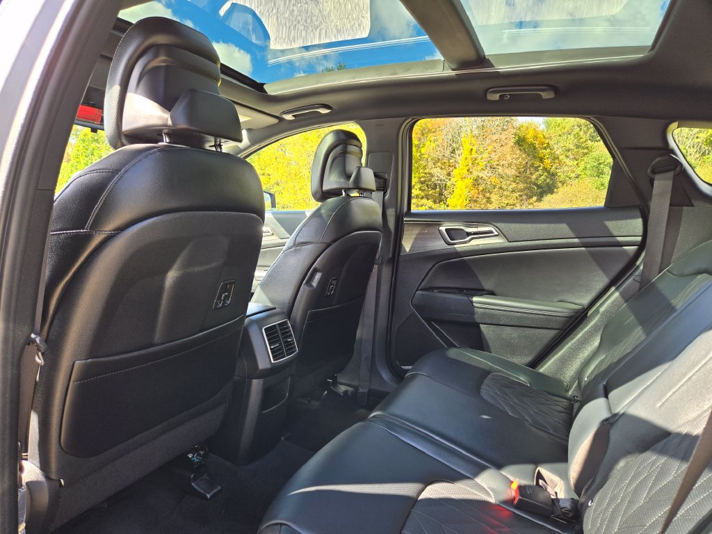 Used 2024 Kia Sportage X-Line w/ X-Line Premium Package AWD/4WD image 15