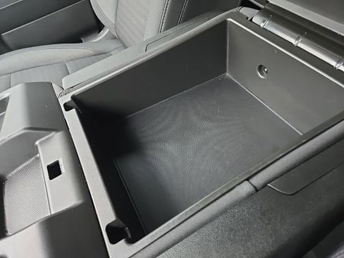 Used 2025 Chevrolet Silverado 1500 LT image 71