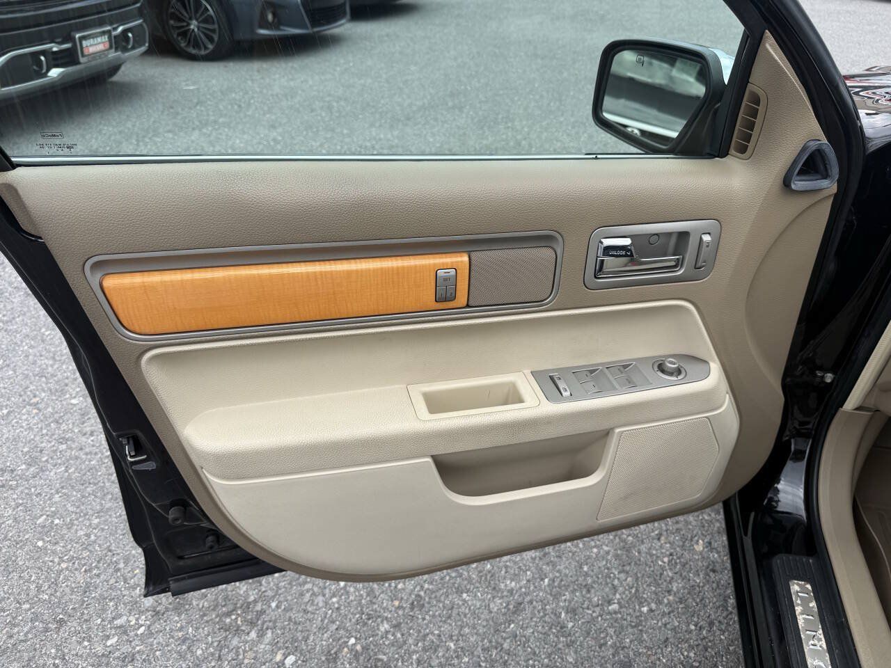 Used 2006 Lincoln Zephyr FWD image 10