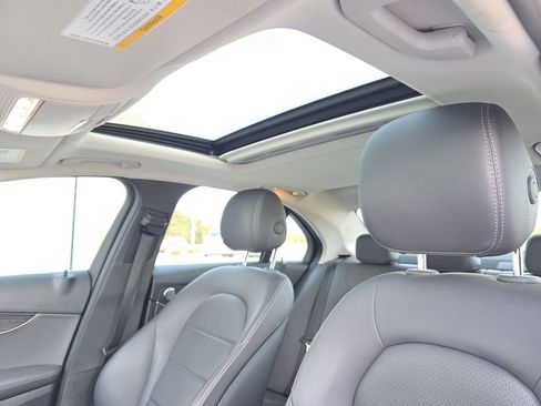 Used 2020 Mercedes-Benz C 300 C 300 image 23