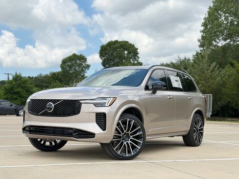 New 2026 Volvo XC90 B6 Ultra w/ Lounge Package AWD/4WD image 2