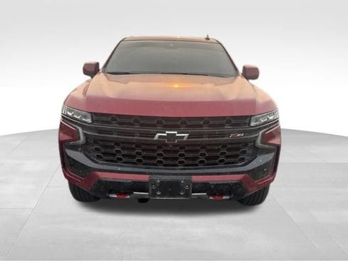 Used 2023 Chevrolet Tahoe Z71 w/ Luxury Package AWD/4WD image 4