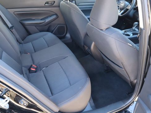 Used 2025 Nissan Altima 2.5 SV AWD/4WD image 17