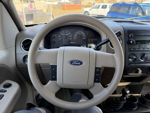 Used 2004 Ford F150 XLT image 19