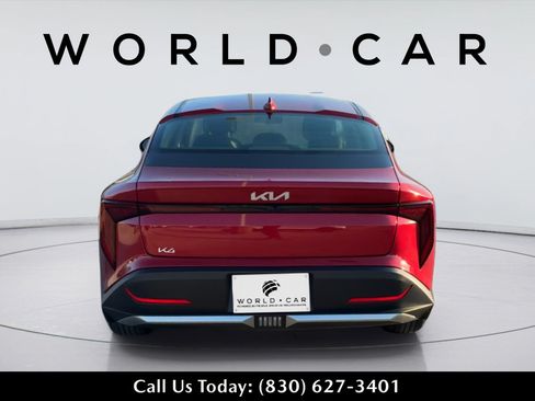 Certified 2025 Kia K4 FWD image 12