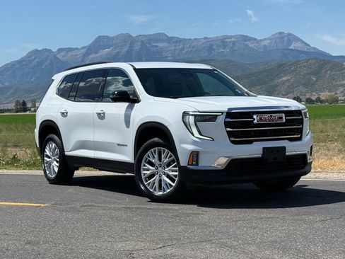 Used 2024 GMC Acadia Elevation AWD/4WD image 1