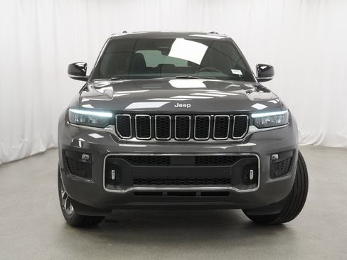New 2025 Jeep Grand Cherokee Overland w/ Trailer Tow Package image 7