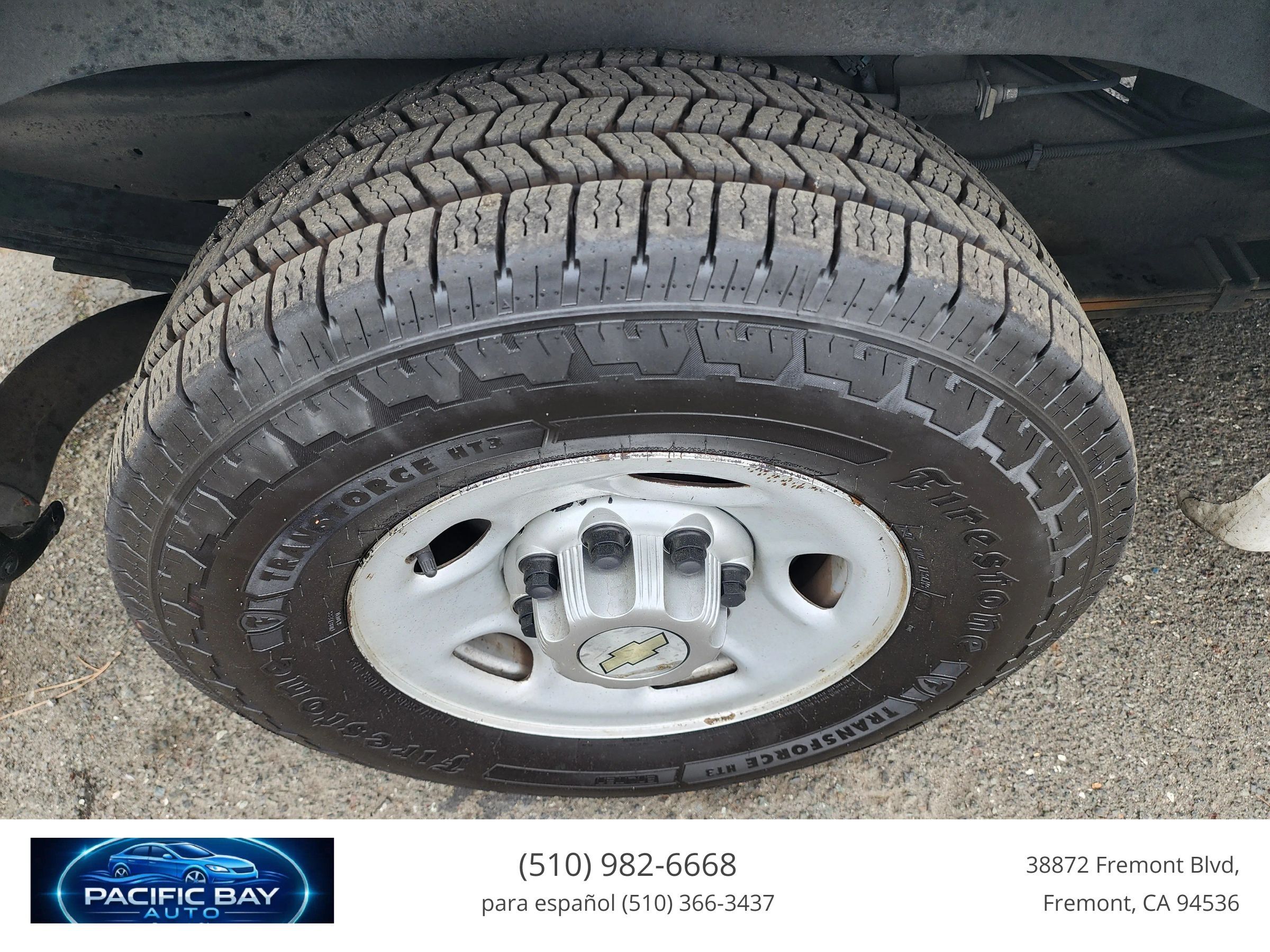 Used 2012 Chevrolet Express 2500 RWD image 27