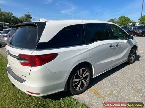Used 2024 Honda Odyssey Touring image 3