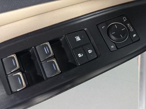 Used 2021 Lexus ES 250 w/ Premium Package image 14