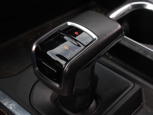 Used 2022 GMC Sierra 1500 Elevation AWD/4WD image 13