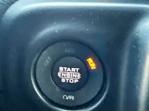 Used 2021 Jeep Wrangler Unlimited Sahara w/ Safety Group AWD/4WD image 23
