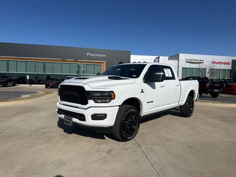 Used 2024 RAM 2500 Limited image 1