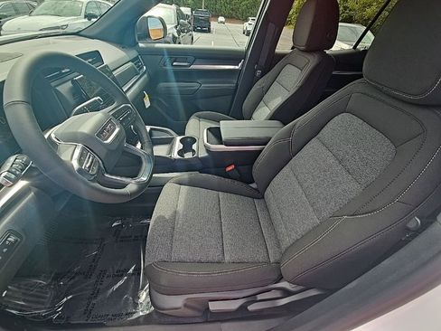 New 2026 GMC Terrain Elevation image 12