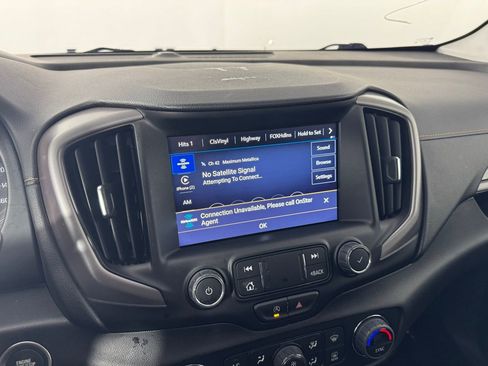 Used 2024 GMC Terrain AT4 w/ Tech Package image 18