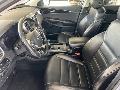 Used 2020 Kia Sorento EX FWD image 4